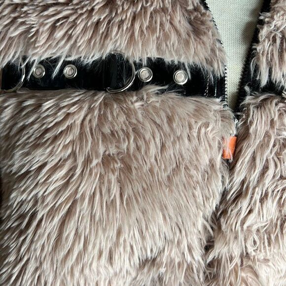 Hot Topic Pink Furry Hooded Coat with Ears  Plus Size 2 New - Picture 3 of 6